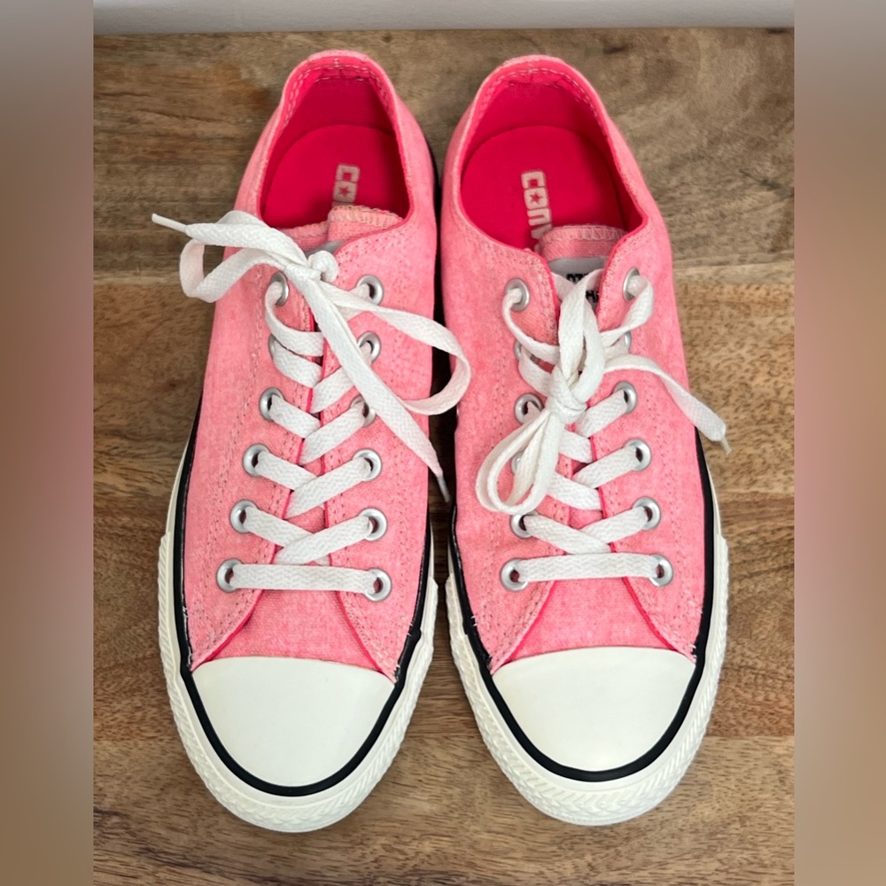 NEW CONVERSE Women  Shoes